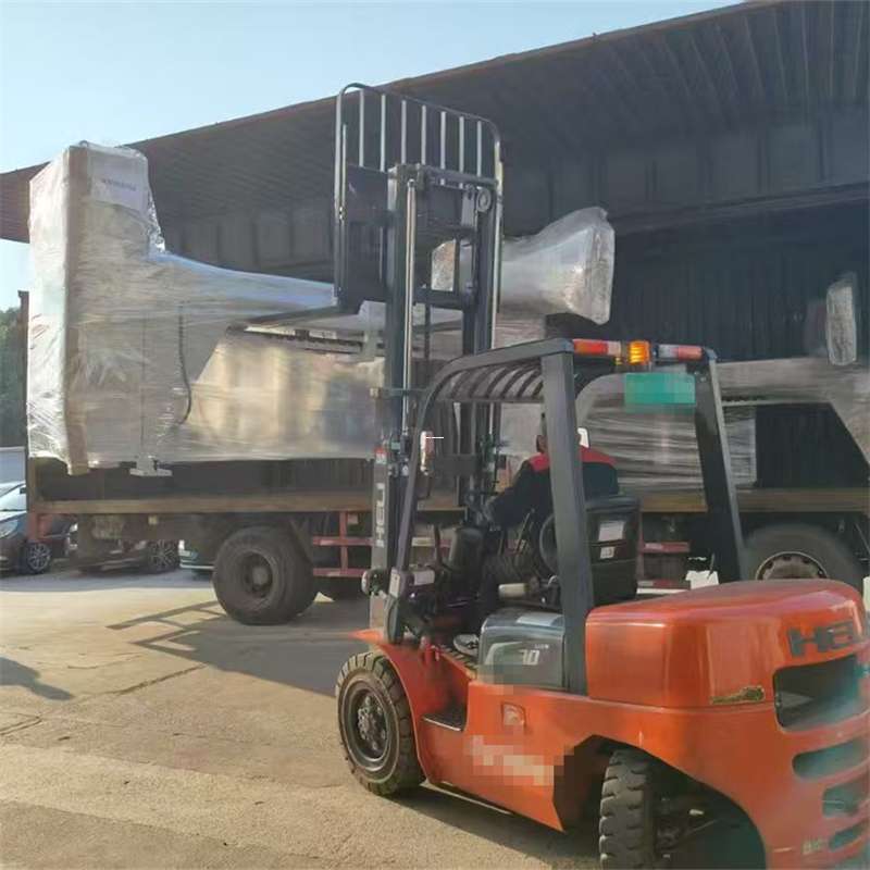 云梦县红旗区物流：多元运输服务的探索之路